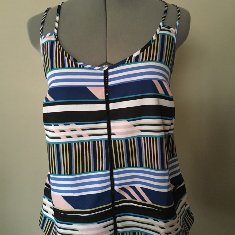 Jessica Simpson Cami Top - Picture 2 of 6